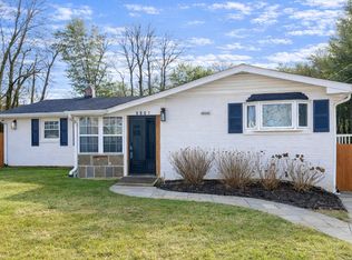 9801 Belhaven Rd, Bethesda, MD 20817