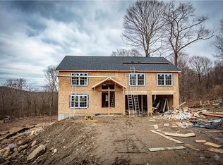 96 Kentview Dr, Carmel, NY 10512