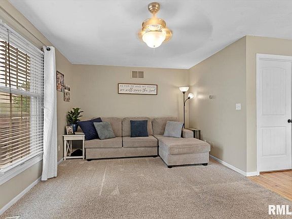 4th image of 4414 Comanche Dr