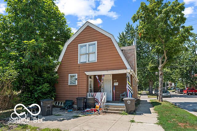 1st image of 415 Huffman St