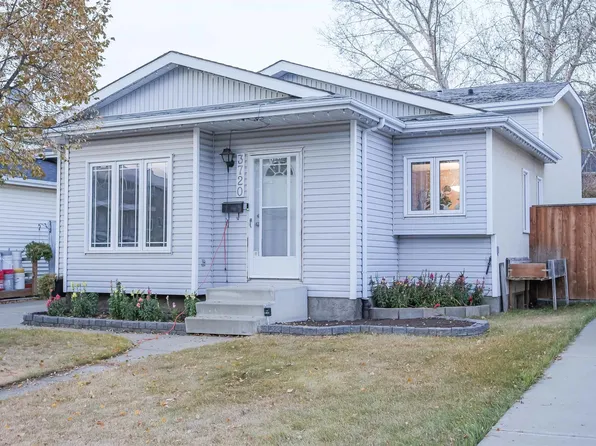 3720 25th Ave NW, Edmonton, AB T6L 4M4