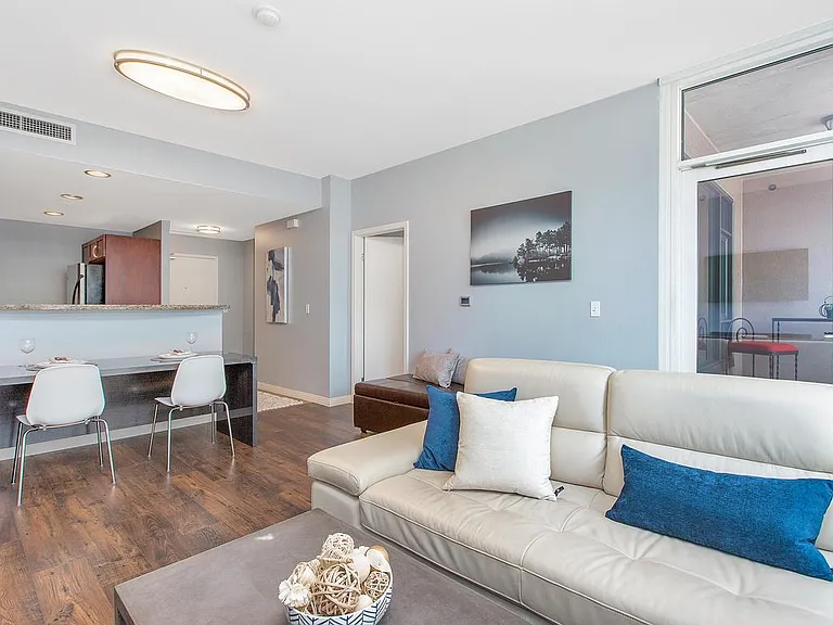 530 K St #814 — Photo 11