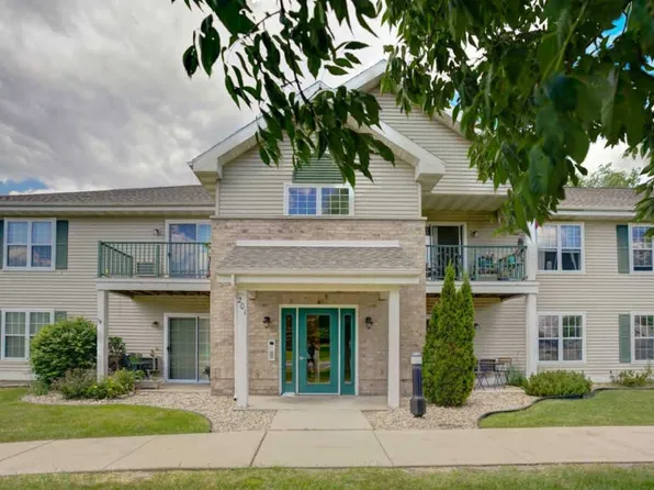 201 Kearney Way Unit 203, Waunakee, WI 53597