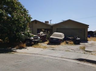 14223 Vista Dr, Armona, CA 93202