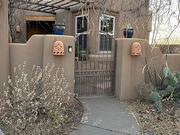 2nd image of 8400 Eagle Rock Ave NE