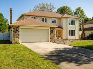 24720 Wildwood Dr, Westlake, OH