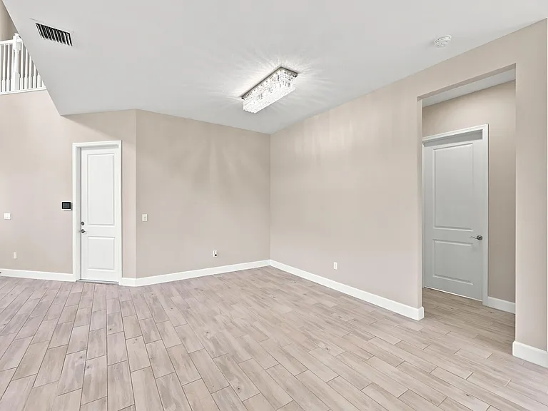 5608 Macoon Way — Photo 25
