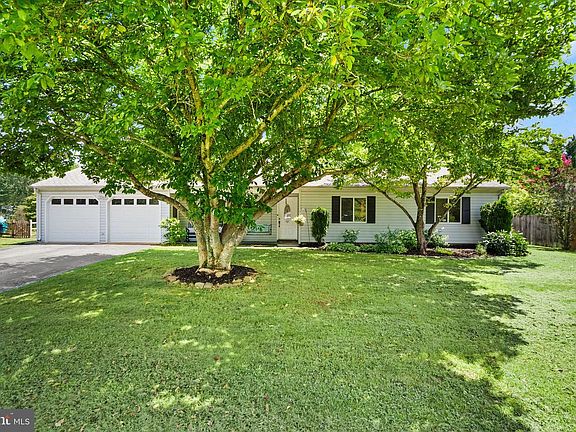 3rd image of 7471 Cedar Knolls Dr
