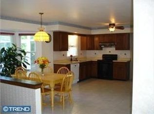 234 Holly Dr, Chalfont, PA 18914