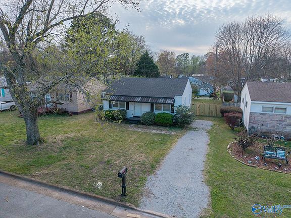 2nd image of 1203 20th Ave SE