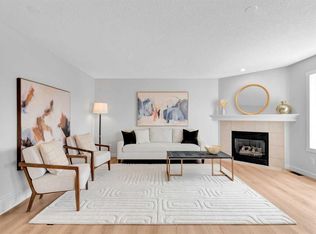 214 N Royal Birch Vw NW, Calgary, AB T3G5J8