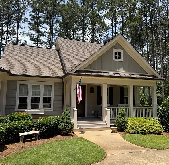 1081 Golf View Ln — Photo 1