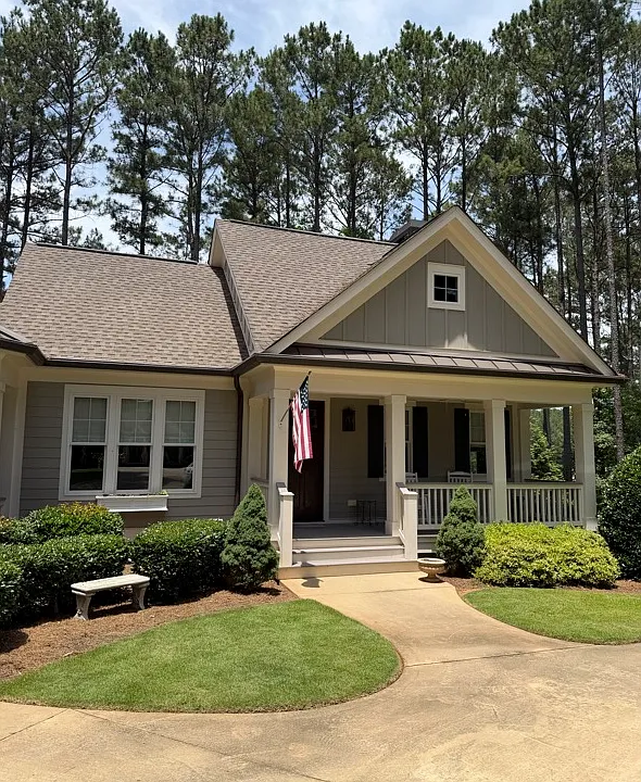 1081 Golf View Ln