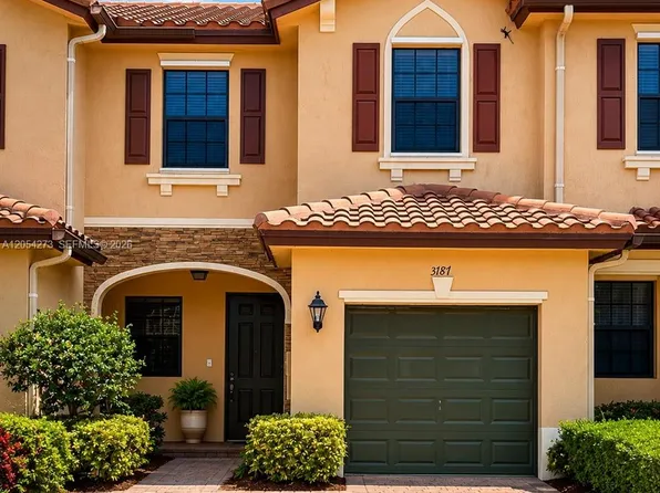 3787 SE 2nd St, Homestead, FL 33033