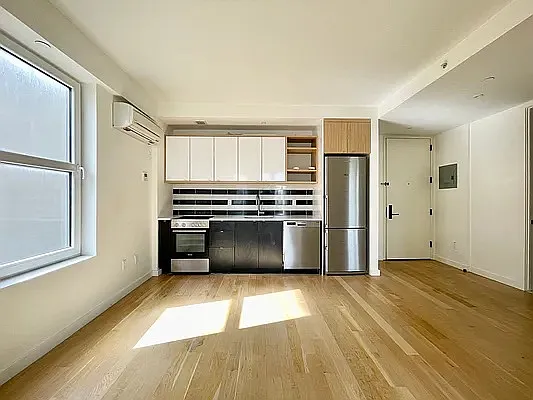 Rented by ERNY LLC | media 2