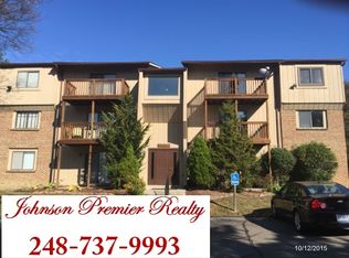 30078 W. Twelve Mile Rd #102, FARMINGTON HILLS, MI
