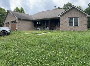 3896 Hoover Rd, Nashville, IN 47448