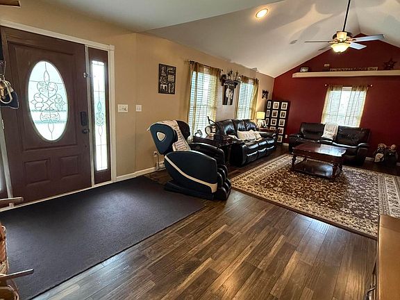 5th image of 230 Johnson Rd