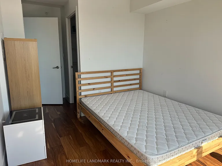 955 Bay St #2913 — Photo 16