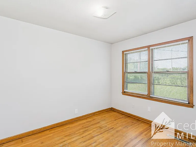 8002 E Gilbert St — Photo 9