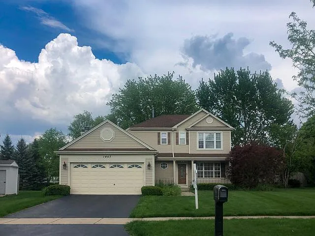 1467 Magnolia Way photo 1