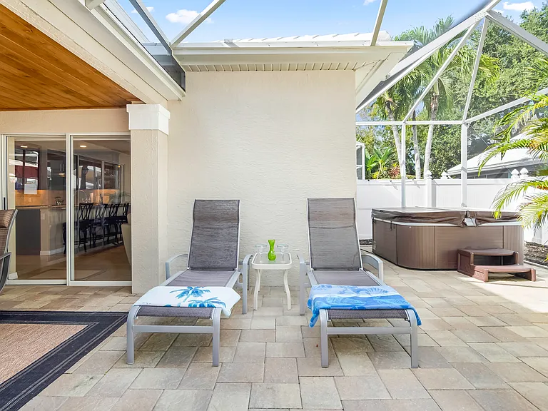 1300 Silverstrand Dr — Photo 29