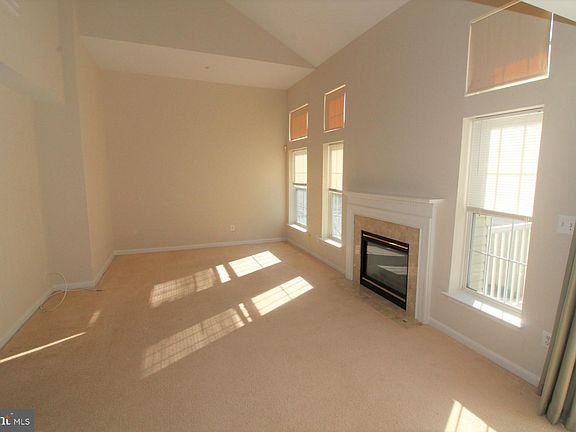 5th image of 6607 Thackwell Way Unit 2204