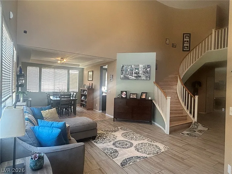 2076 Santina Ave — Photo 3