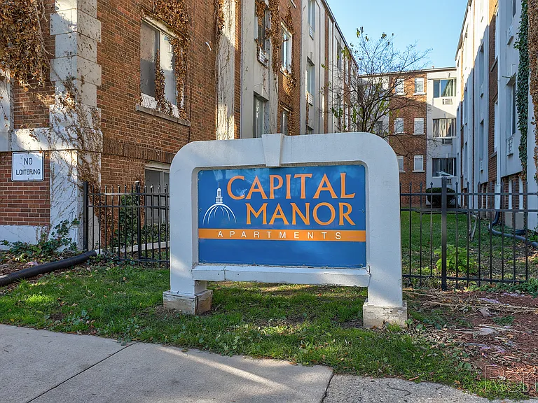 Capital Manor Apartments — Photo 9