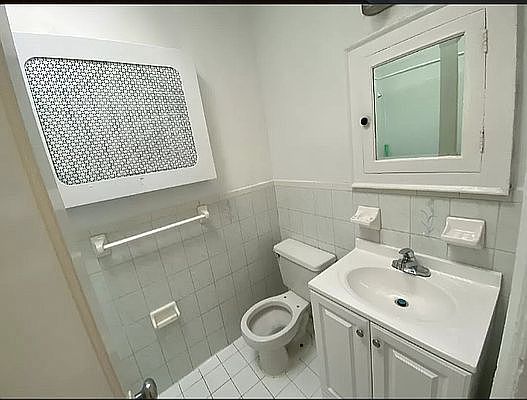 2nd image of 23-27 Astoria Blvd #1