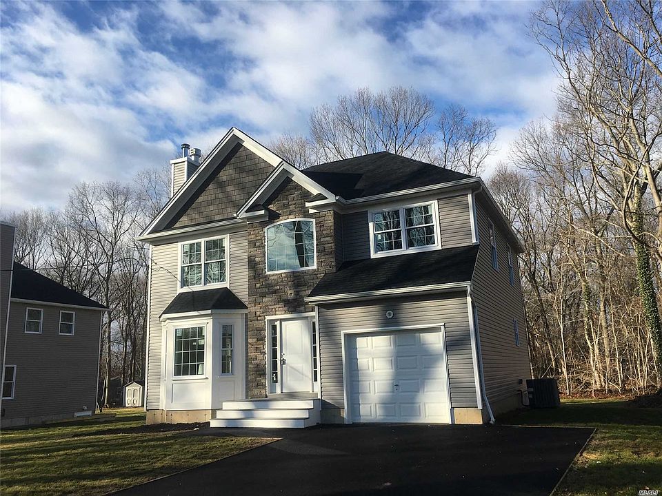 1st image of 14 Radio Ave