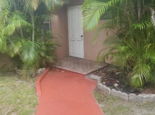 6438 SW 27th St, Miami, FL 33155