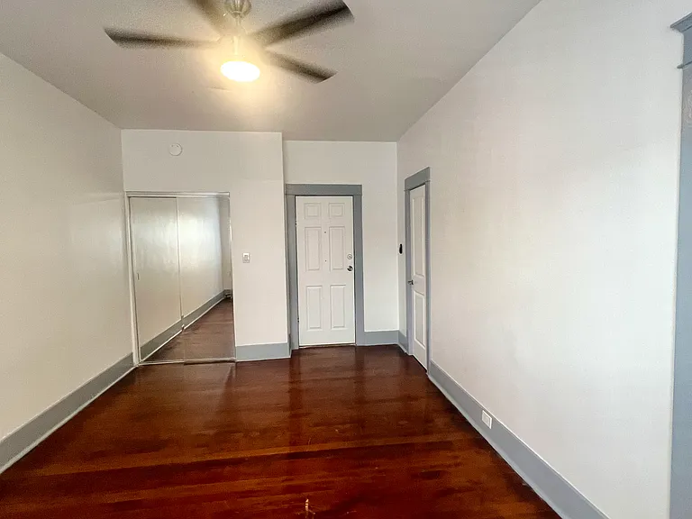445 E 3rd St #102 — Photo 7