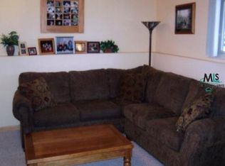 758 W Estes Ct, Waterford, MI 48327