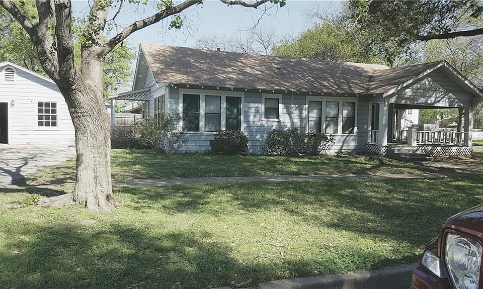 1st image of 207 S Gaines St