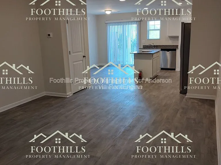 145 Adger Rd — Photo 6