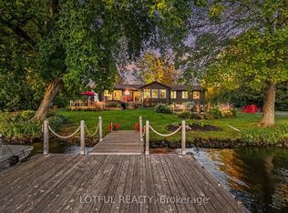 2420 Pine Ave, Ottawa, ON K4M 1B4