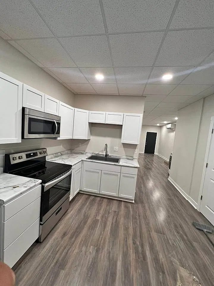 2 bed, 750 sqft, $1,000 — Photo 1
