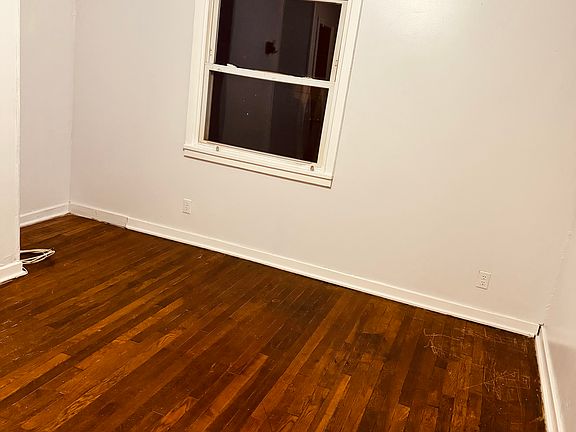 5th image of 8 Windcrest Dr