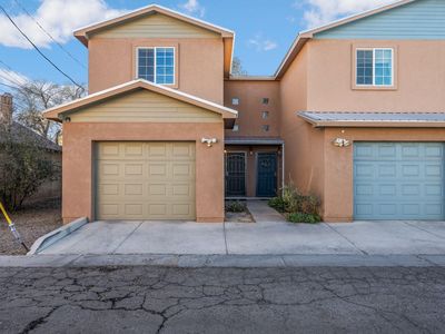 600 8th St NW Unit D, Albuquerque, NM, 87102