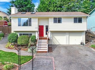 16916 17th Ave SE, Bothell, WA 98012