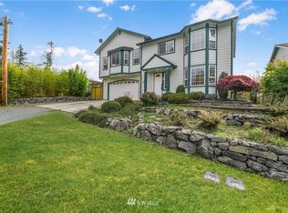 1436 Admirals Dr, Coupeville, WA 98239