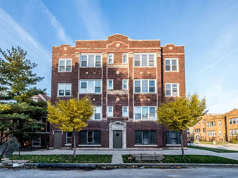 400 S Kilbourn Ave — Photo 10