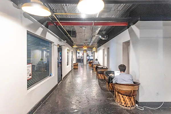 Rented by MySpaceNYC | media 19