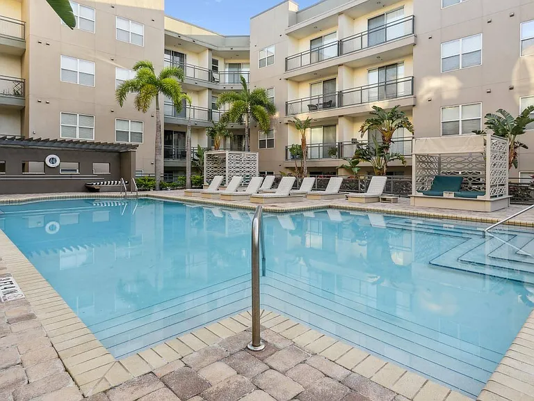 Mosaic Westshore Apartments — Photo 10