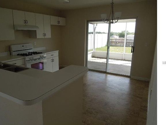 3rd image of 838 Belvoir Dr
