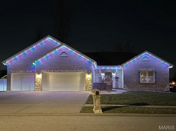 901 Ambercrombie Square Ct, O Fallon, IL 62269