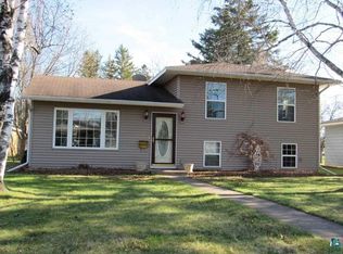 22 Maple Ave, Superior, WI 54880