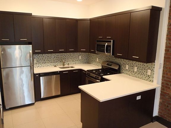 2nd image of 2571 22nd St APT 1D