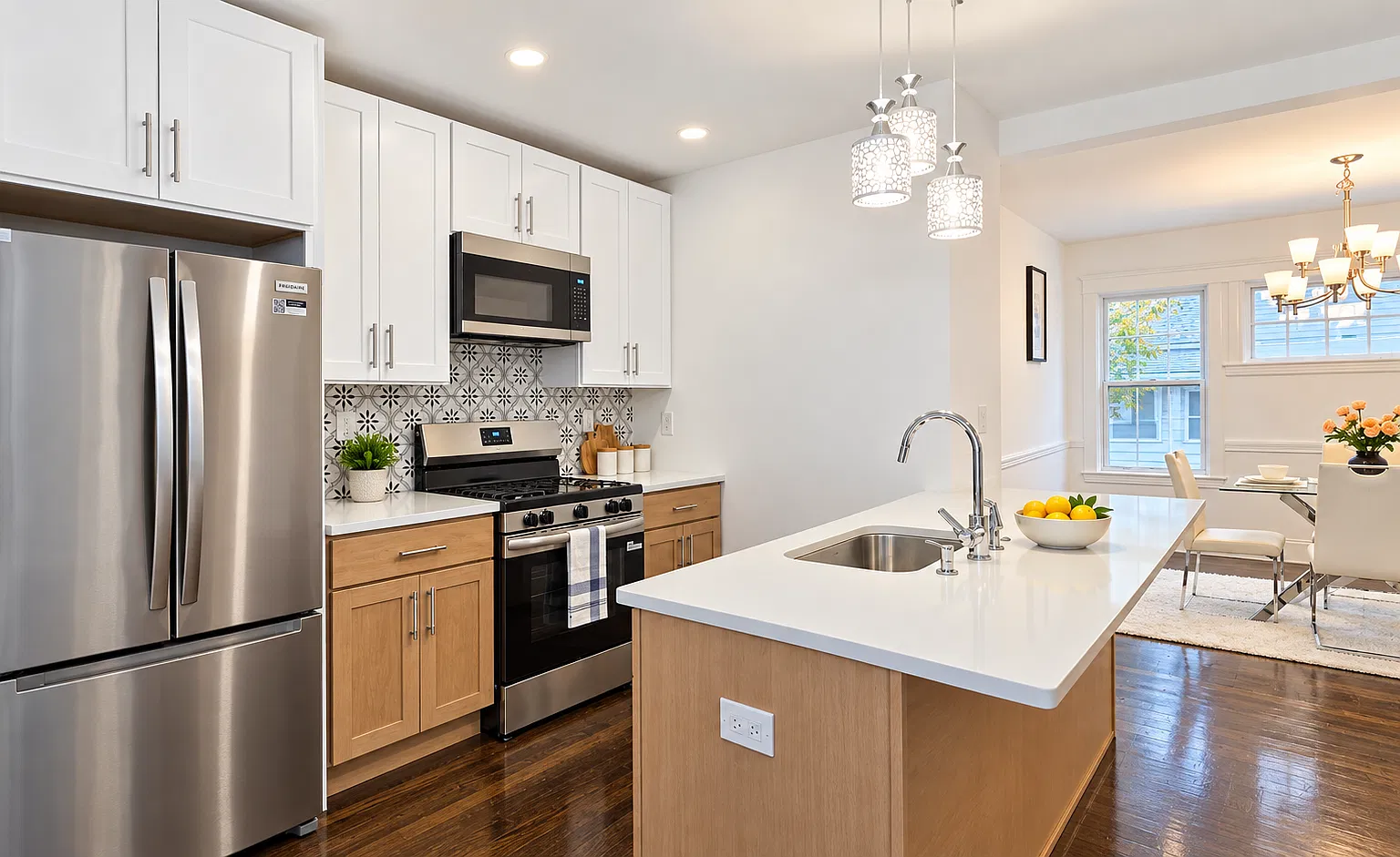 2 bed, 1100 sqft, $3,600 — Photo 3